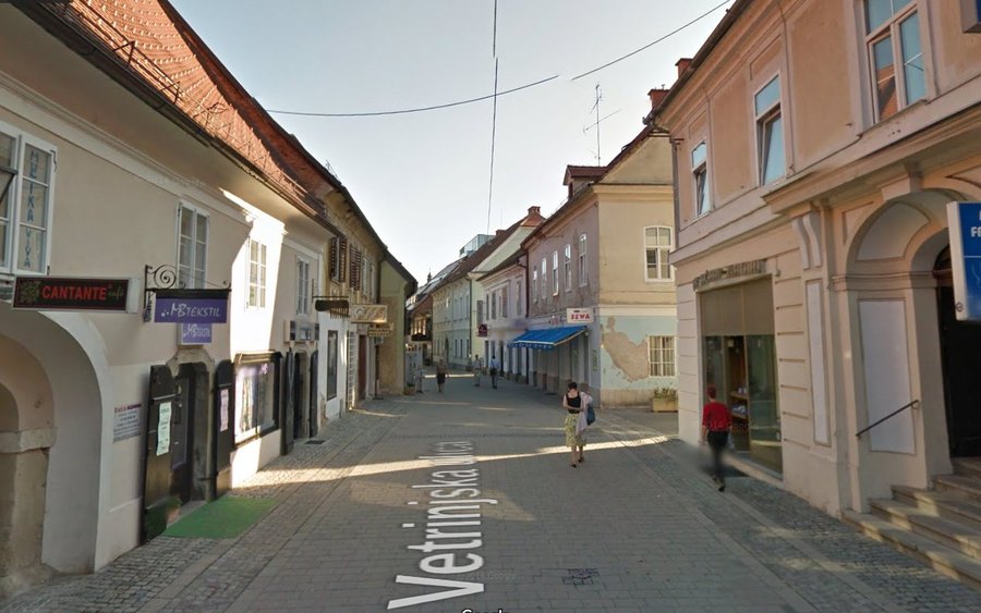 01 Katere ulice so pešcem bolj prijazne?